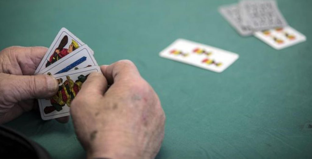 Briscola: Come si Gioca, le Origini e la Terminologia | NetBet Blog