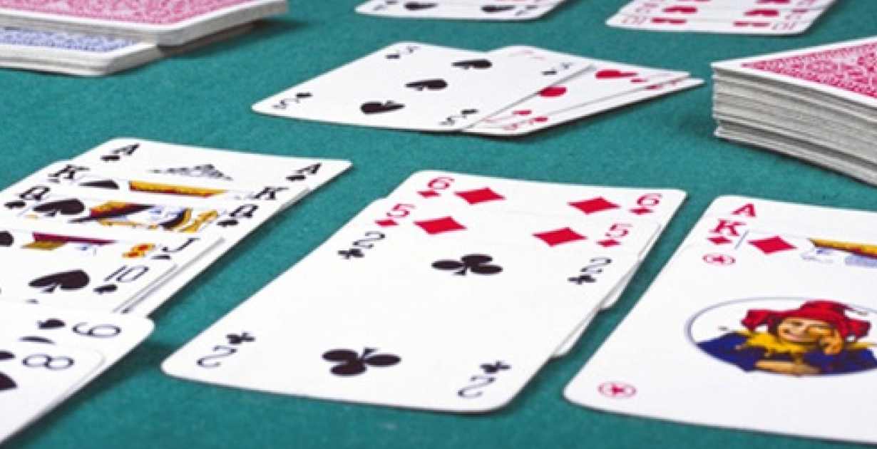 Quante Carte si Danno a Scala 40 e altri Dettagli del Gioco